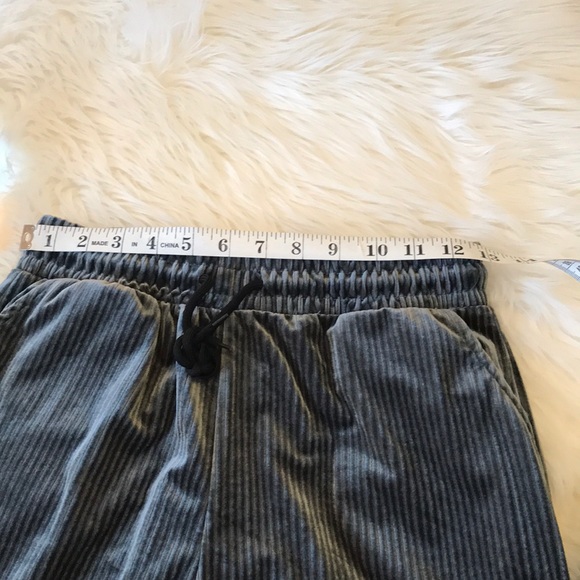 NWOT soft Sweat Pants - Picture 4 of 6